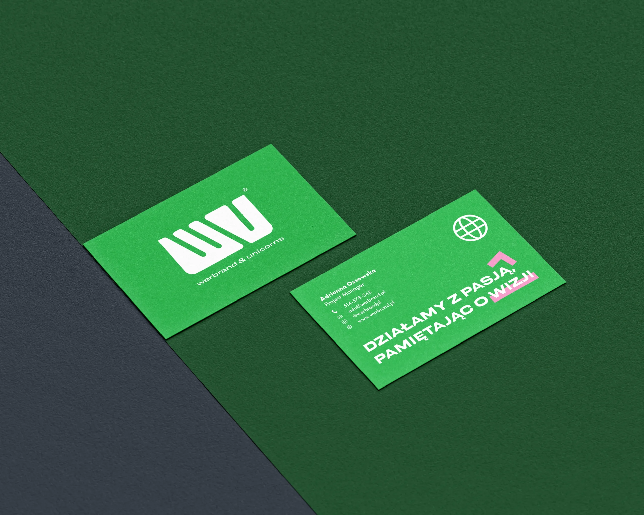 Business_Card_Mockup_4
